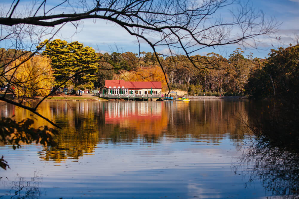 Daylesford Lake - unwind at this beautiful destination