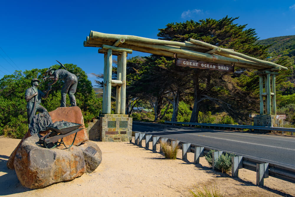 Great Ocean Road - one of the best places to visit in Victoria